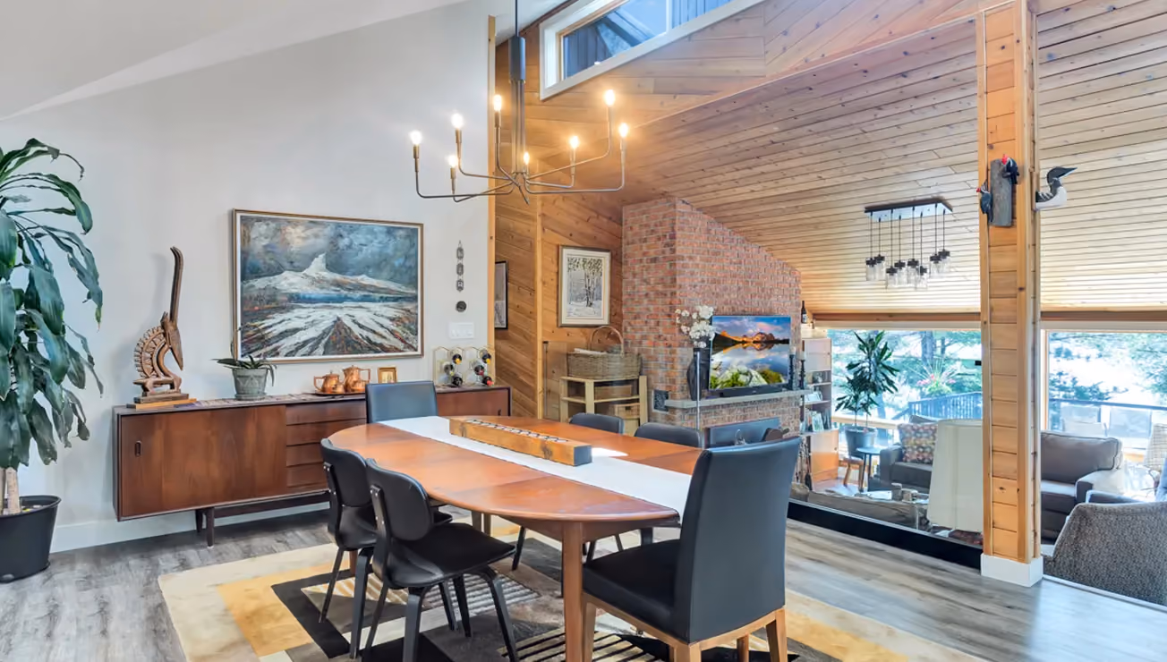 Cottage renovation by RBA Projects on Gibson Lake, Muskoka, view 5