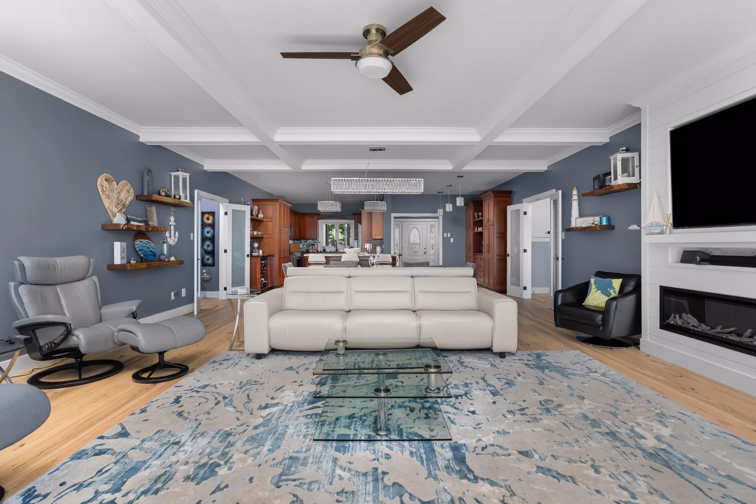 Cottage renovation by RBA Projects in Tiny Township, Georgian Bay, view 10