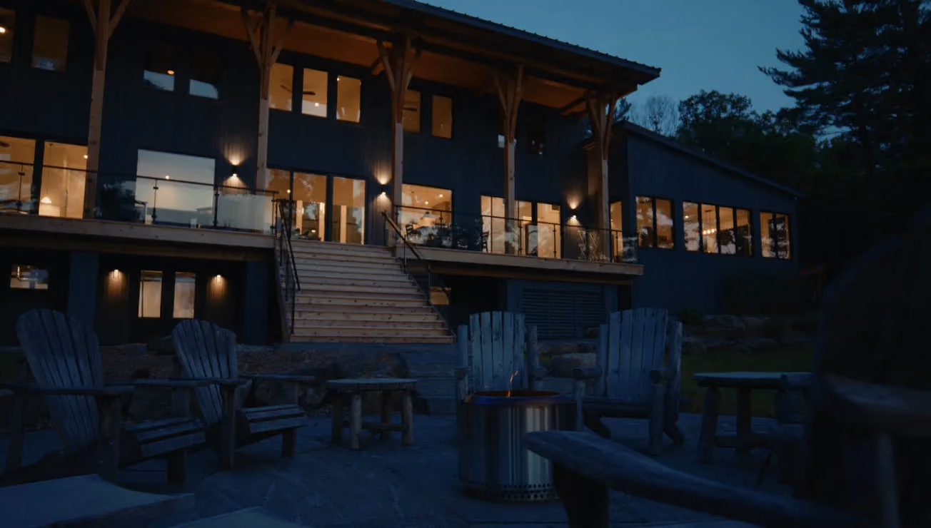 Custom cottage built by RBA Projects on Mill Lake, Muskoka, view 17