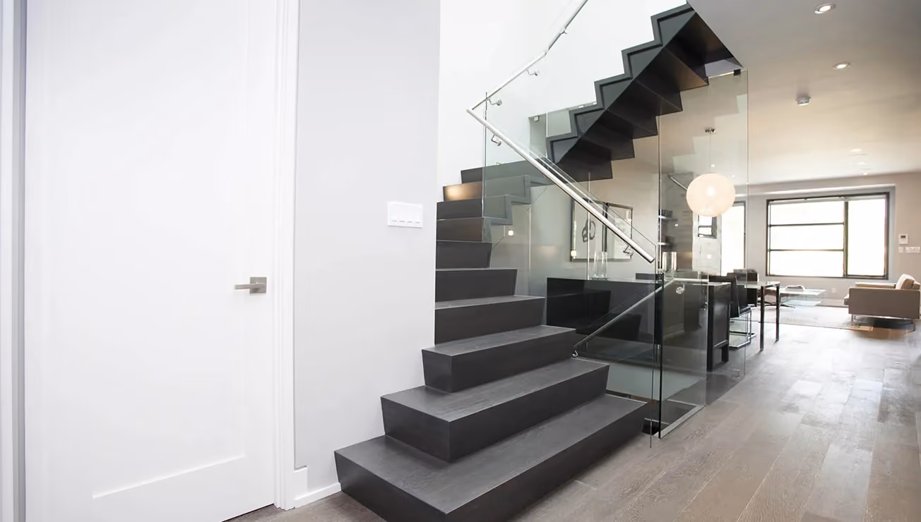 Modern custom home built by RBA Projects in The Kingsway, Toronto, view 21