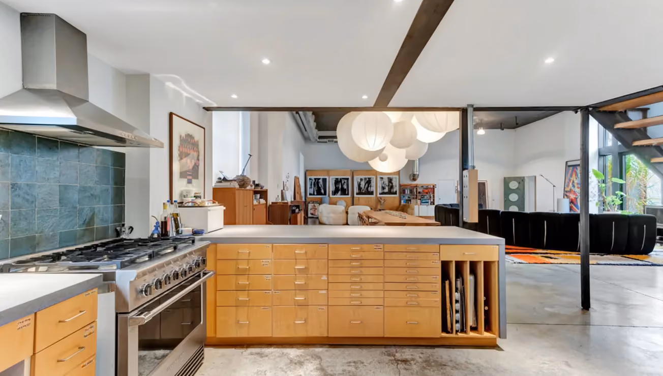 Laneway home renovation by RBA Projects in Little Italy, Toronto, view 16
