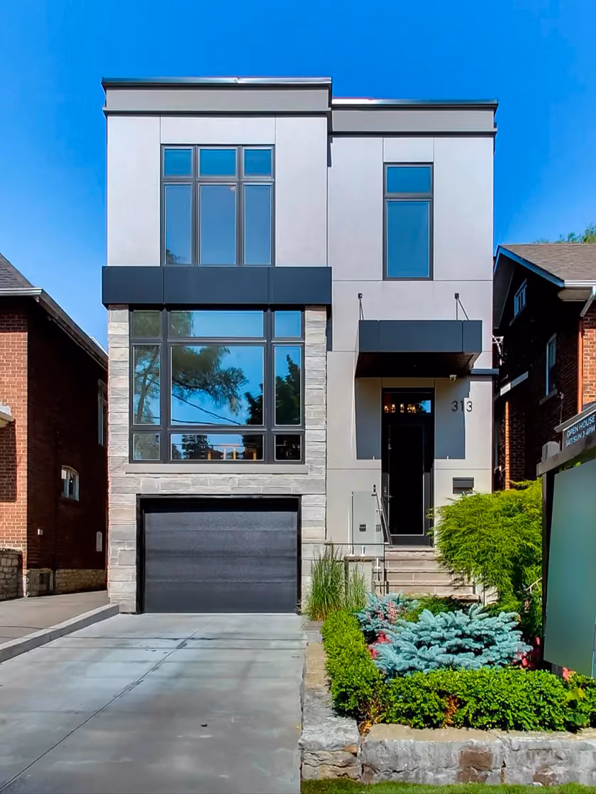Modern custom home built by RBA Projects in Lytton Park, Toronto, view 4
