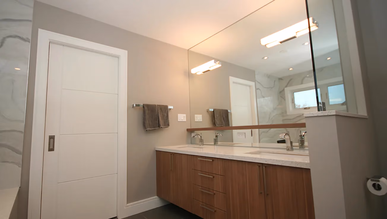 Modern custom home built by RBA Projects in Maple, Vaughan, view 19