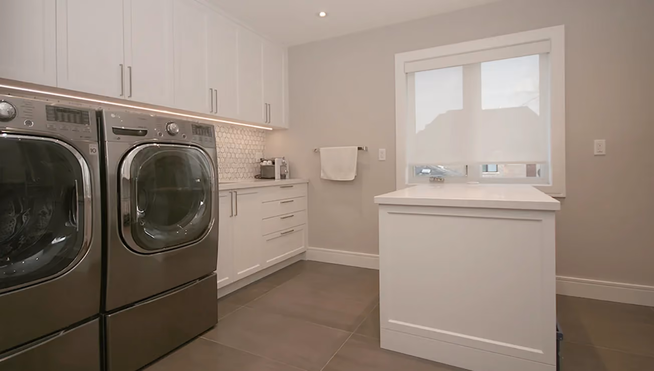 Modern custom home built by RBA Projects in Maple, Vaughan, view 21