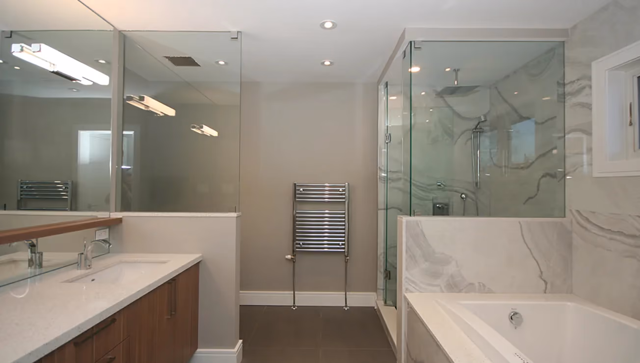 Modern custom home built by RBA Projects in Maple, Vaughan, view 17