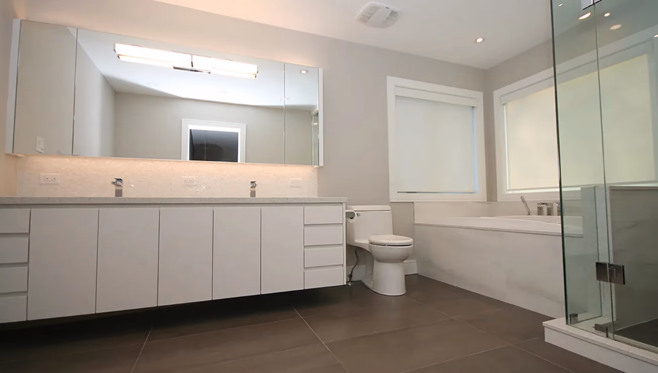 Modern custom home built by RBA Projects in Maple, Vaughan, view 16