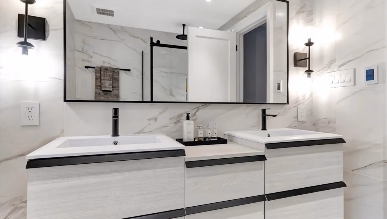 Bungalow renovation by RBA Projects in Norseman Heights, Toronto, view 12