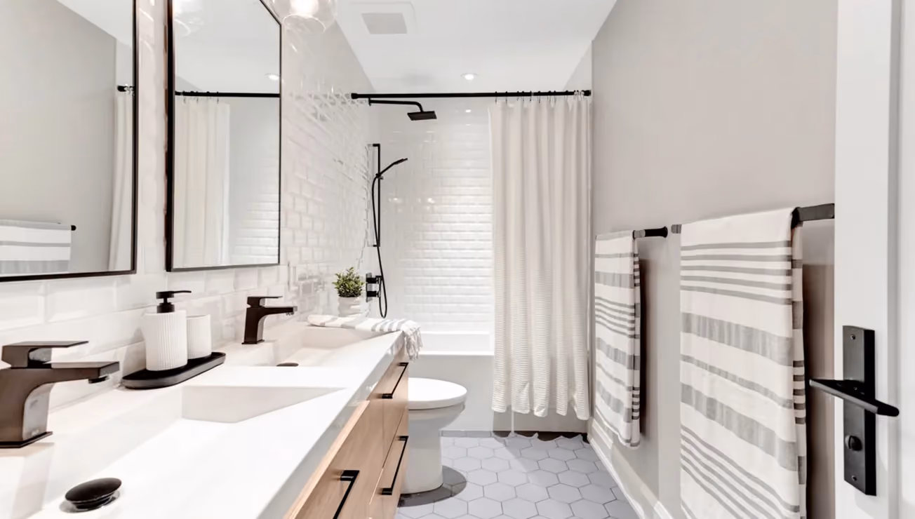 Bungalow renovation by RBA Projects in Norseman Heights, Toronto, view 11
