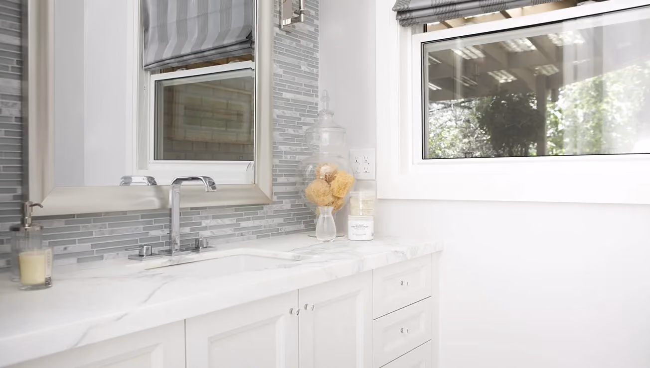 Bungalow renovation by RBA Projects in Thorncrest Village, Toronto, view 15