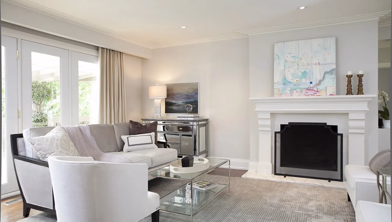 Bungalow renovation by RBA Projects in Thorncrest Village, Toronto, view 8