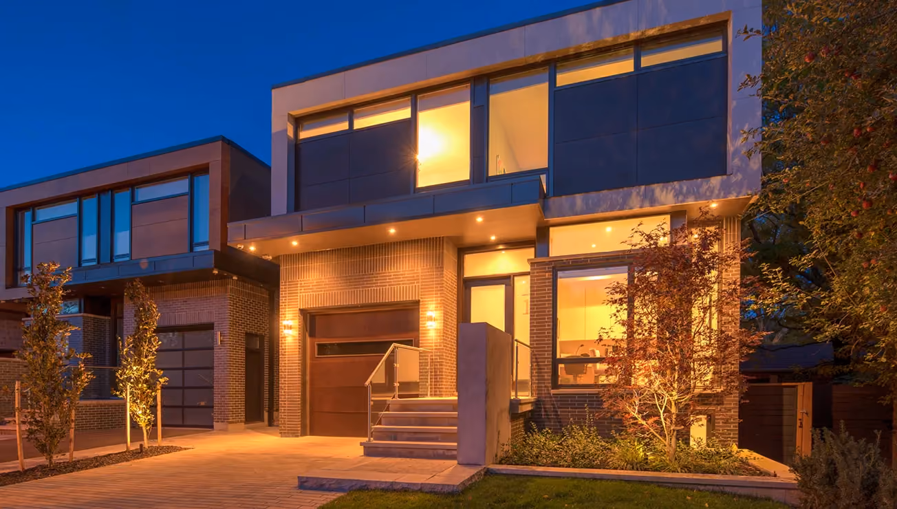 Modern custom home built by RBA Projects in Thompson Orchard, Etobicoke, view 2