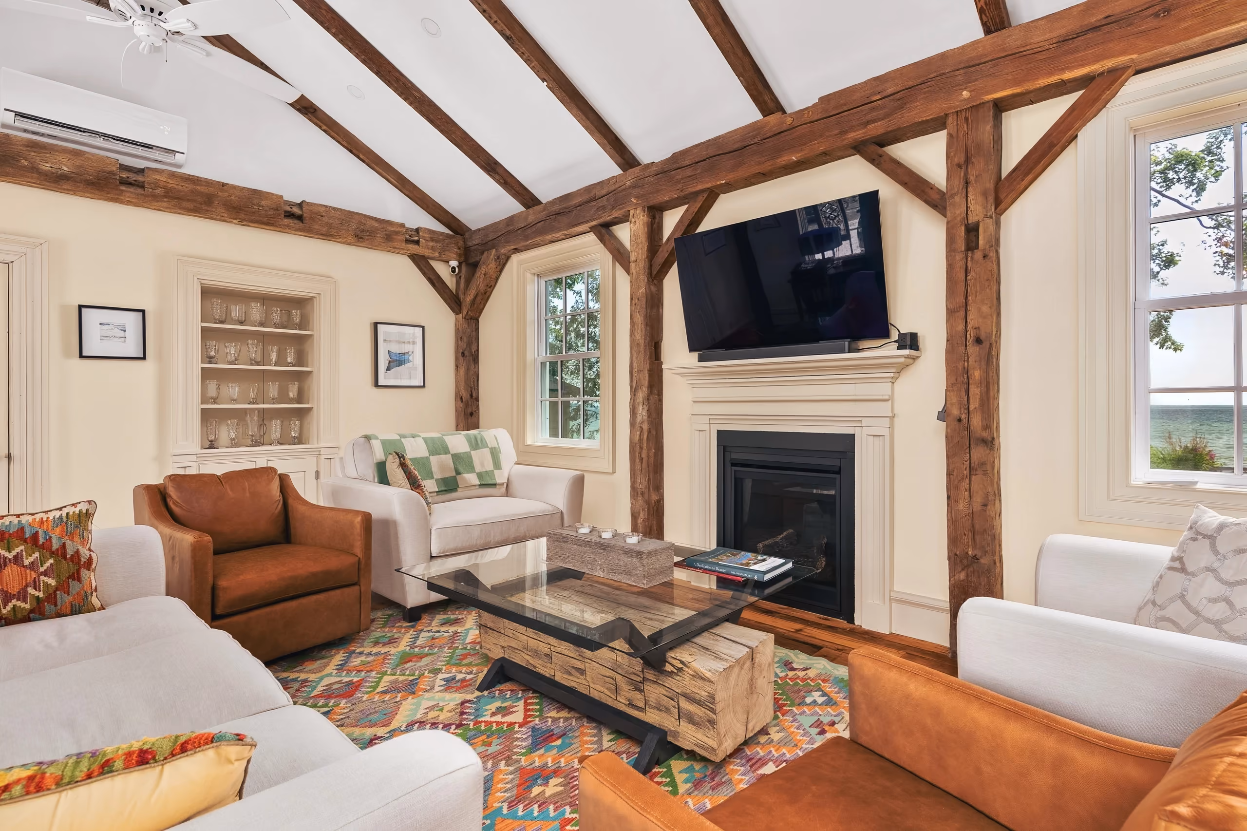 Century farmhouse restored by RBA Projects on Lake Simcoe, Ontario, view 24