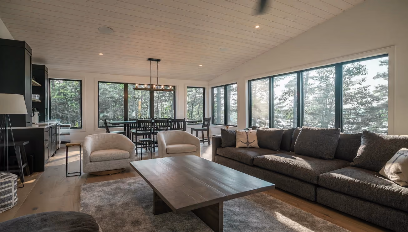 Custom cottage built by RBA Projects on Mill Lake, Muskoka, view 26