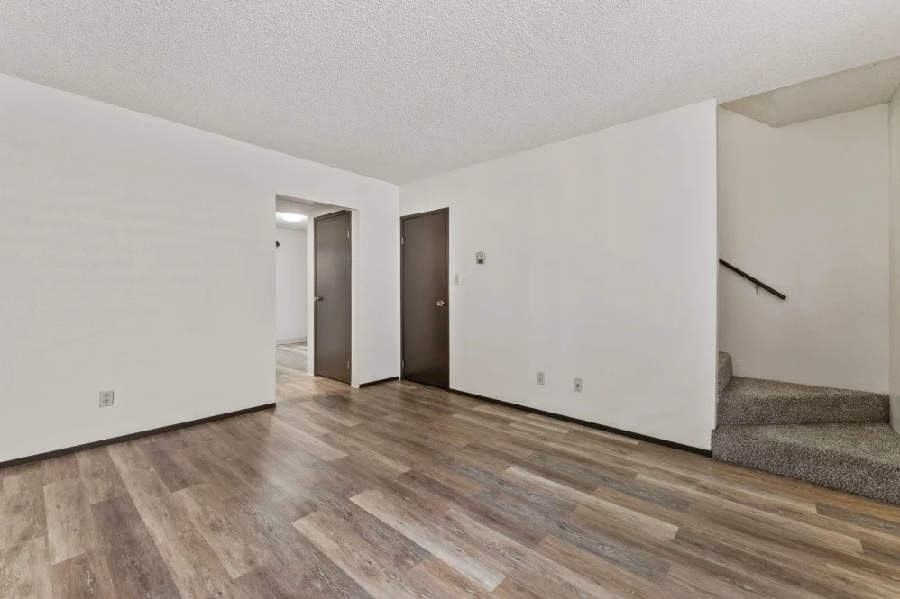 Unfurnished living area