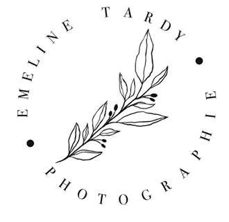 Logo Emeline Tardy Photographie, emblème botanique