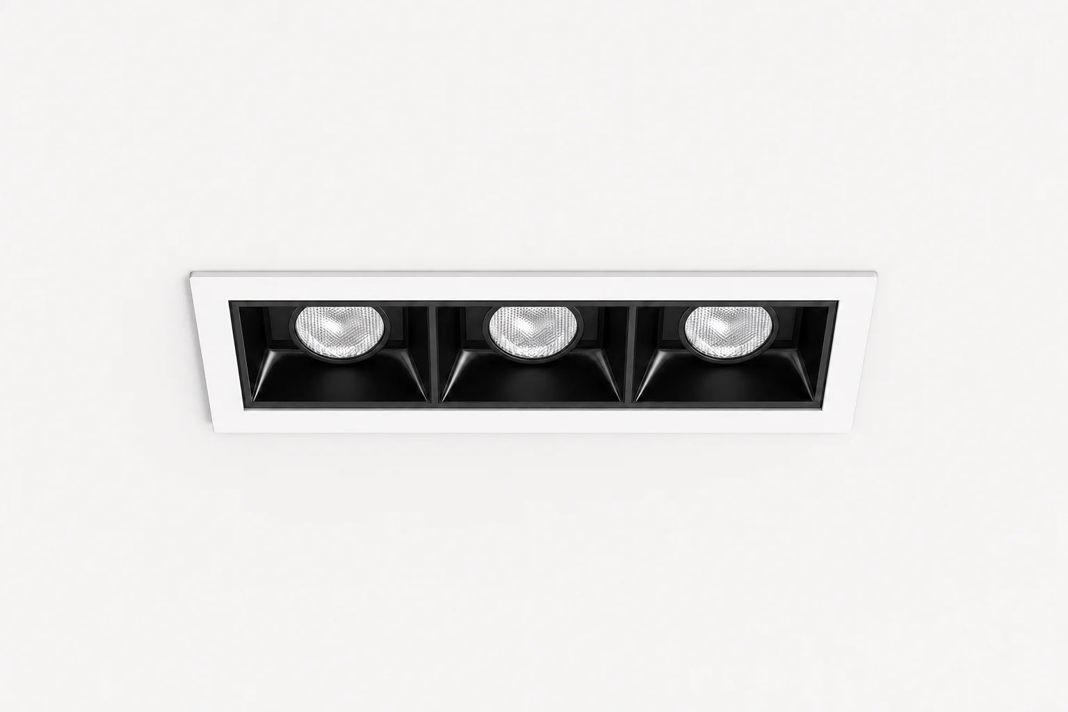 CRO Line M3 Linear Spotlight 6W (Framed)