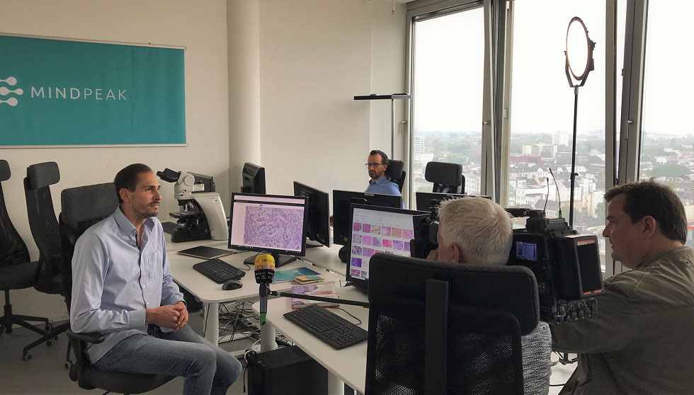 Our work and products were featured on German television yet again! This time on the RTL Nord Journal (15.06.2020). We were part of a feature about Hamburg companies working with AI. 