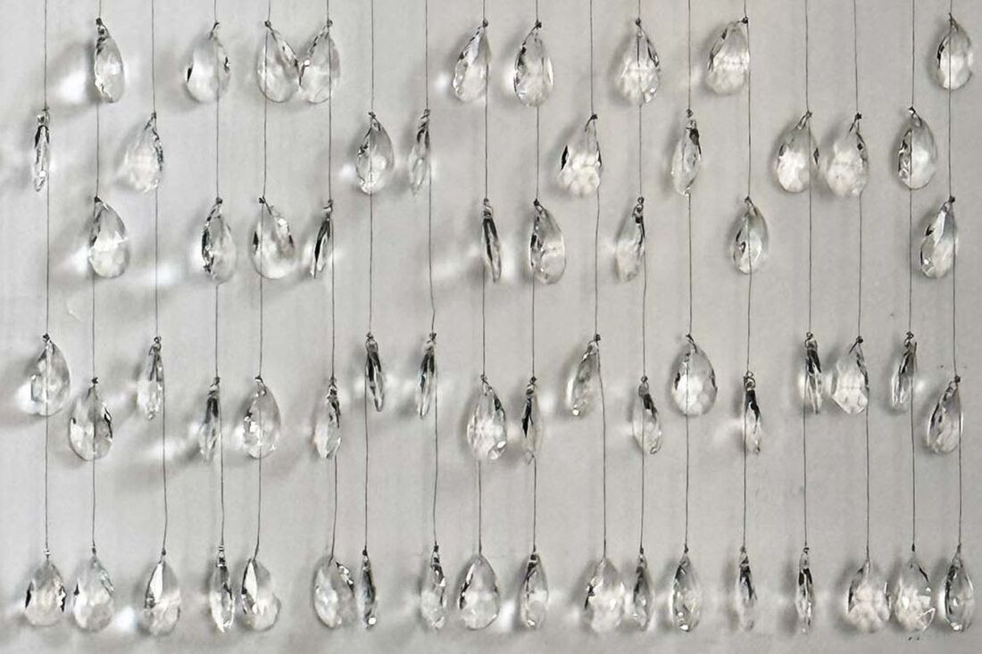 hanging crystal curtain