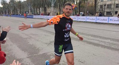 Clock Work Marathon Pacing using fat - and carbohydrate combustion rates