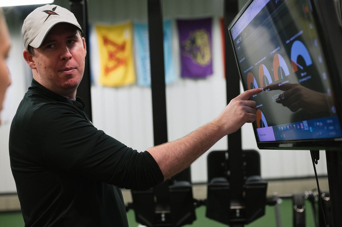 Why the best track and field running coaches look beyond VO2max