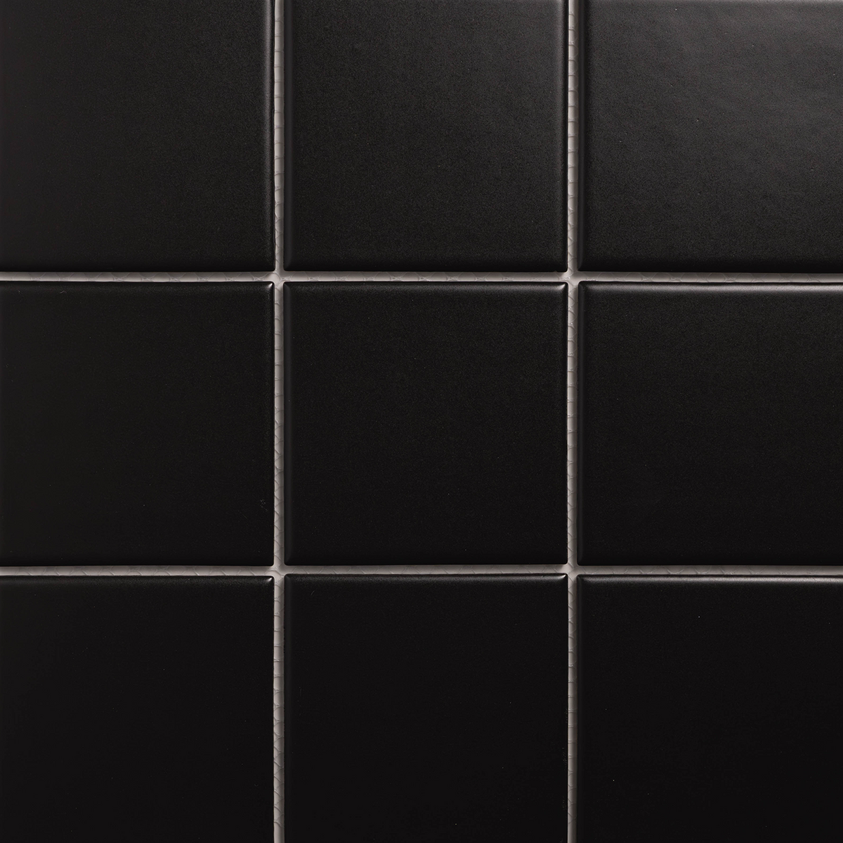 Nixon Black