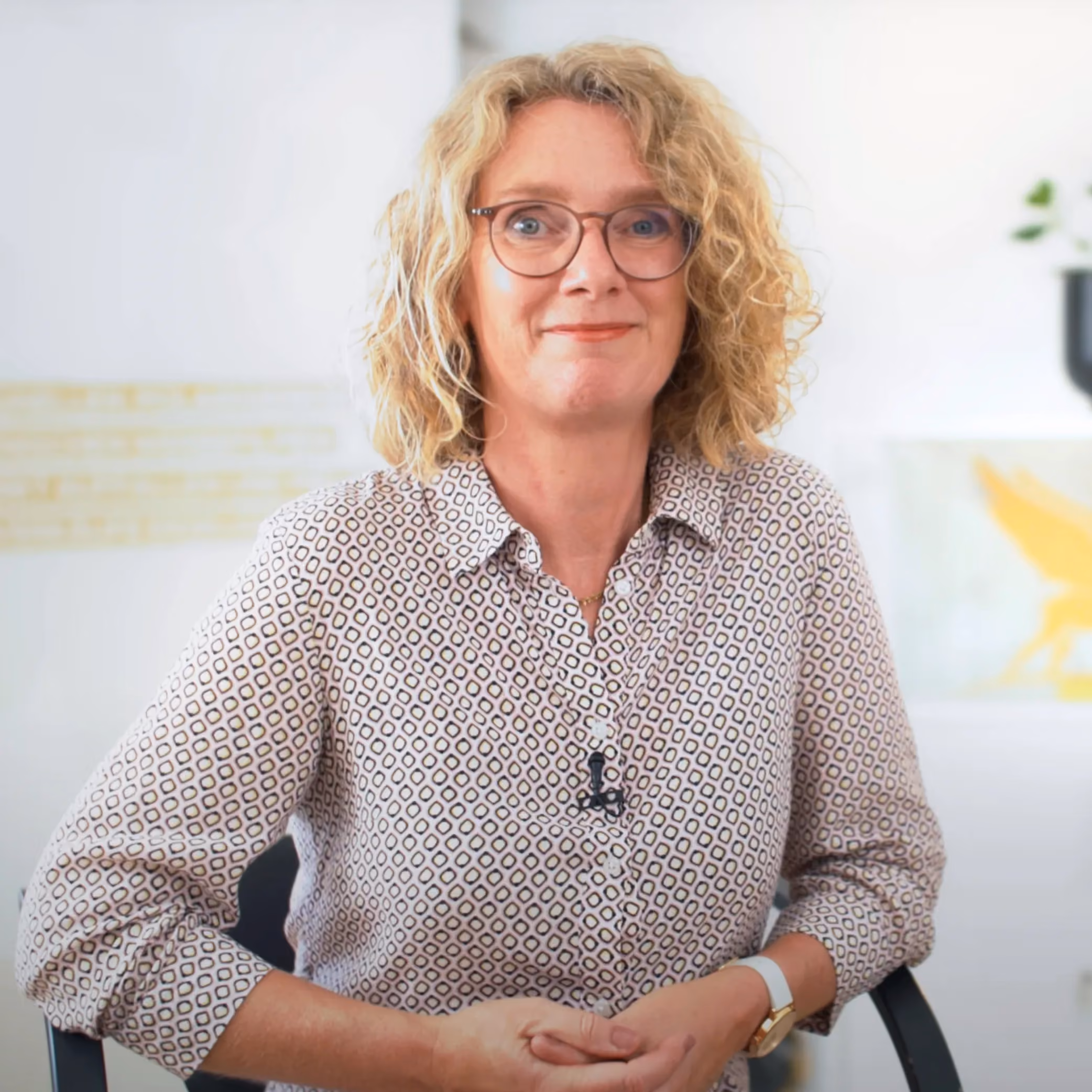 Anja Löwe, Pressesprecherin bei REWE Mitte, im Videointerview