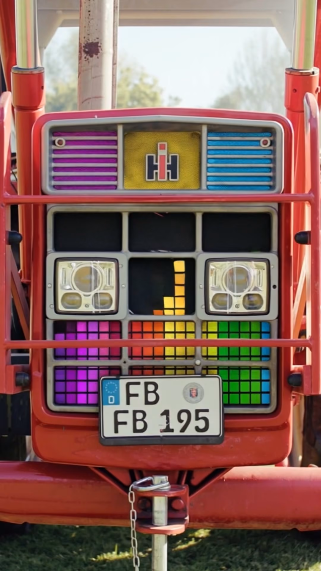 Traktor mit Soundsystem und Friedberger Kennzeichen, Motiv der Open-Air-Kampagne