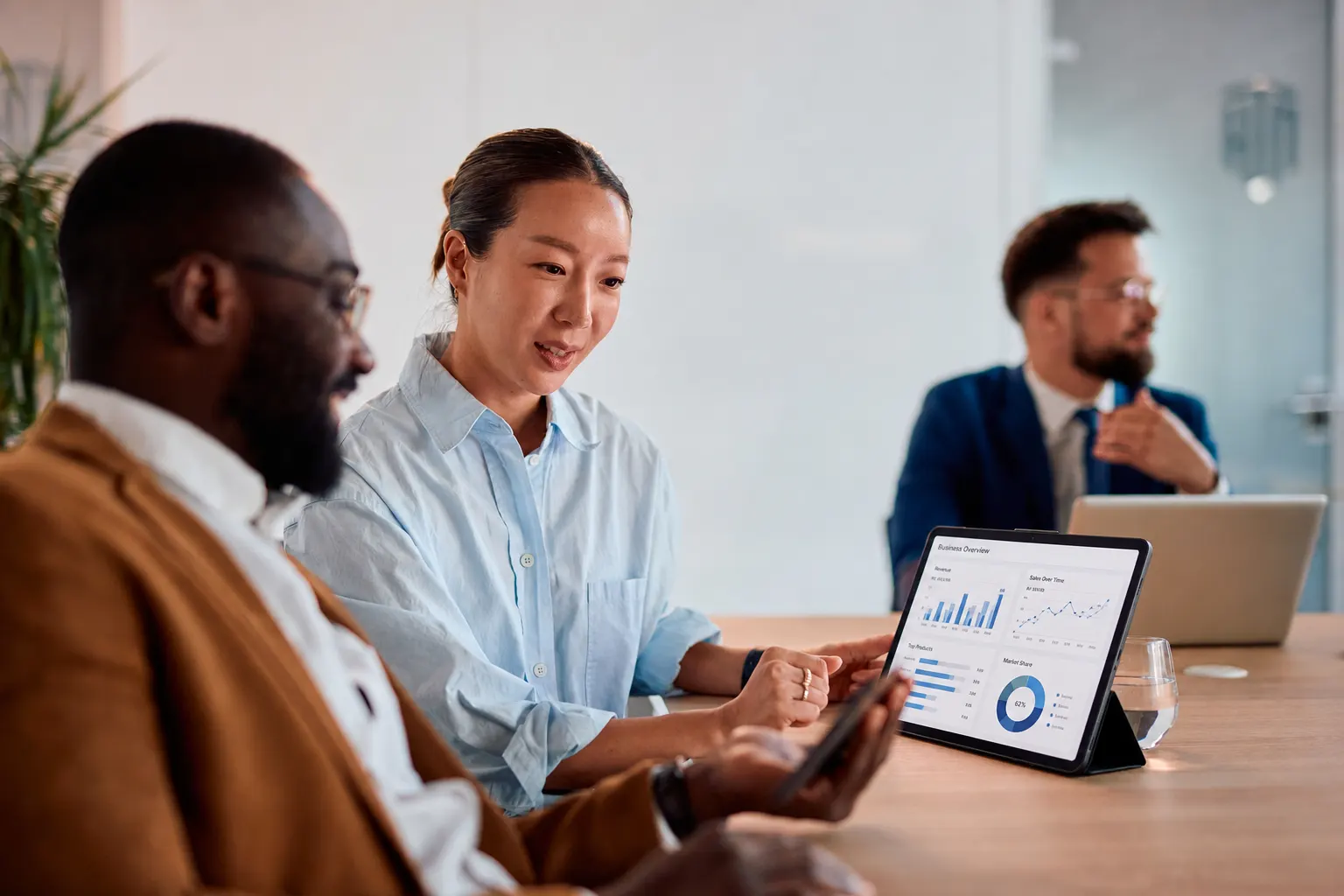 DBA specialist auditing product data and planning a sync strategy