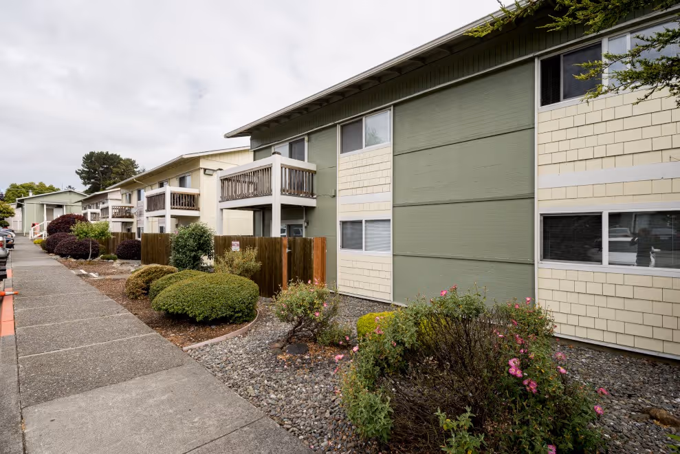 Woodridge exterior with shrubs