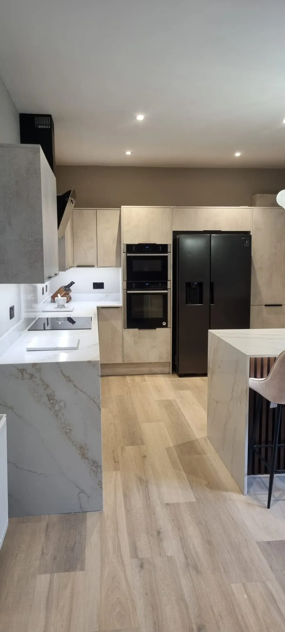 image of custom home building service