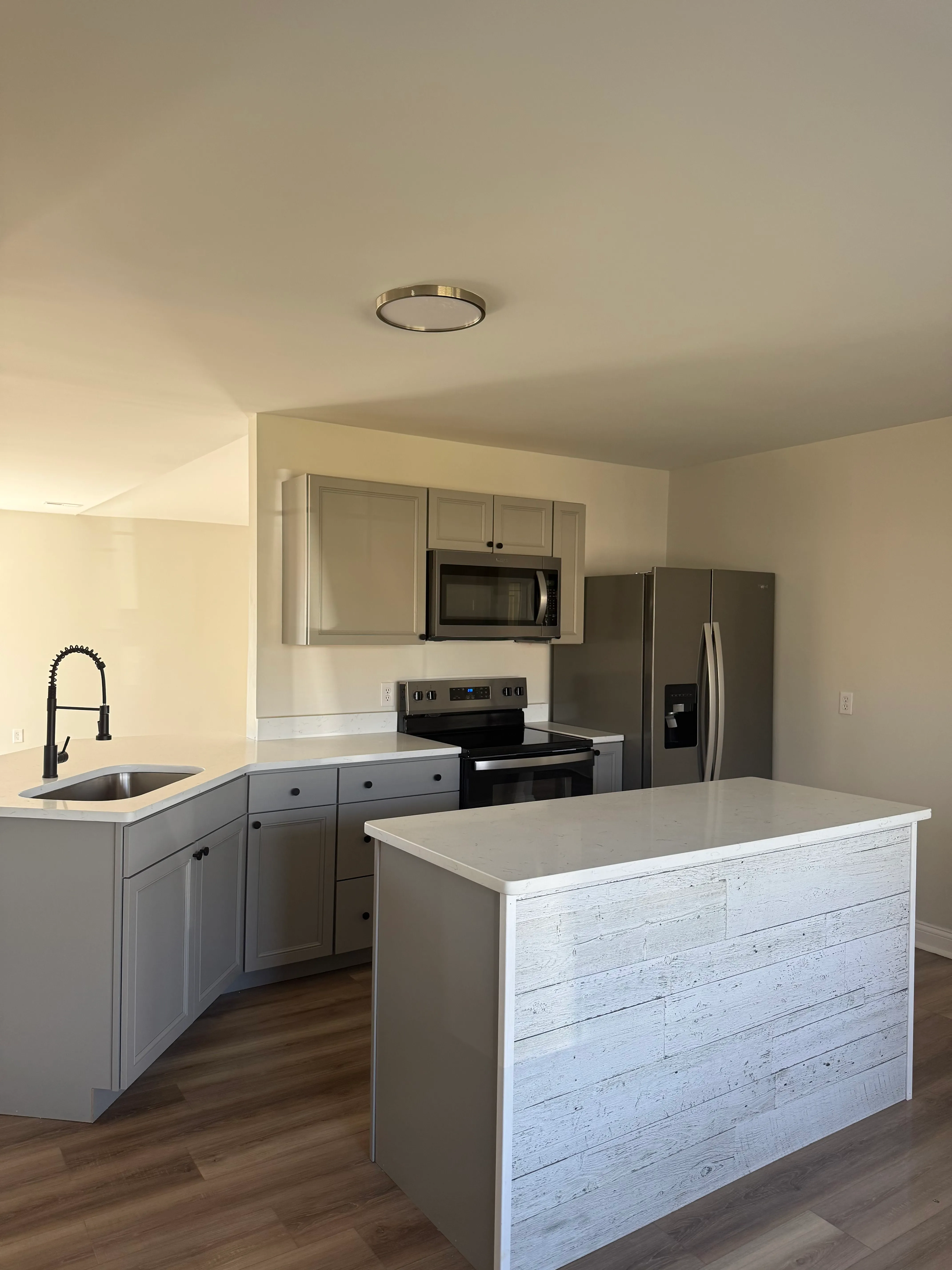 Move in and move out cleaning by Careful Cleaning