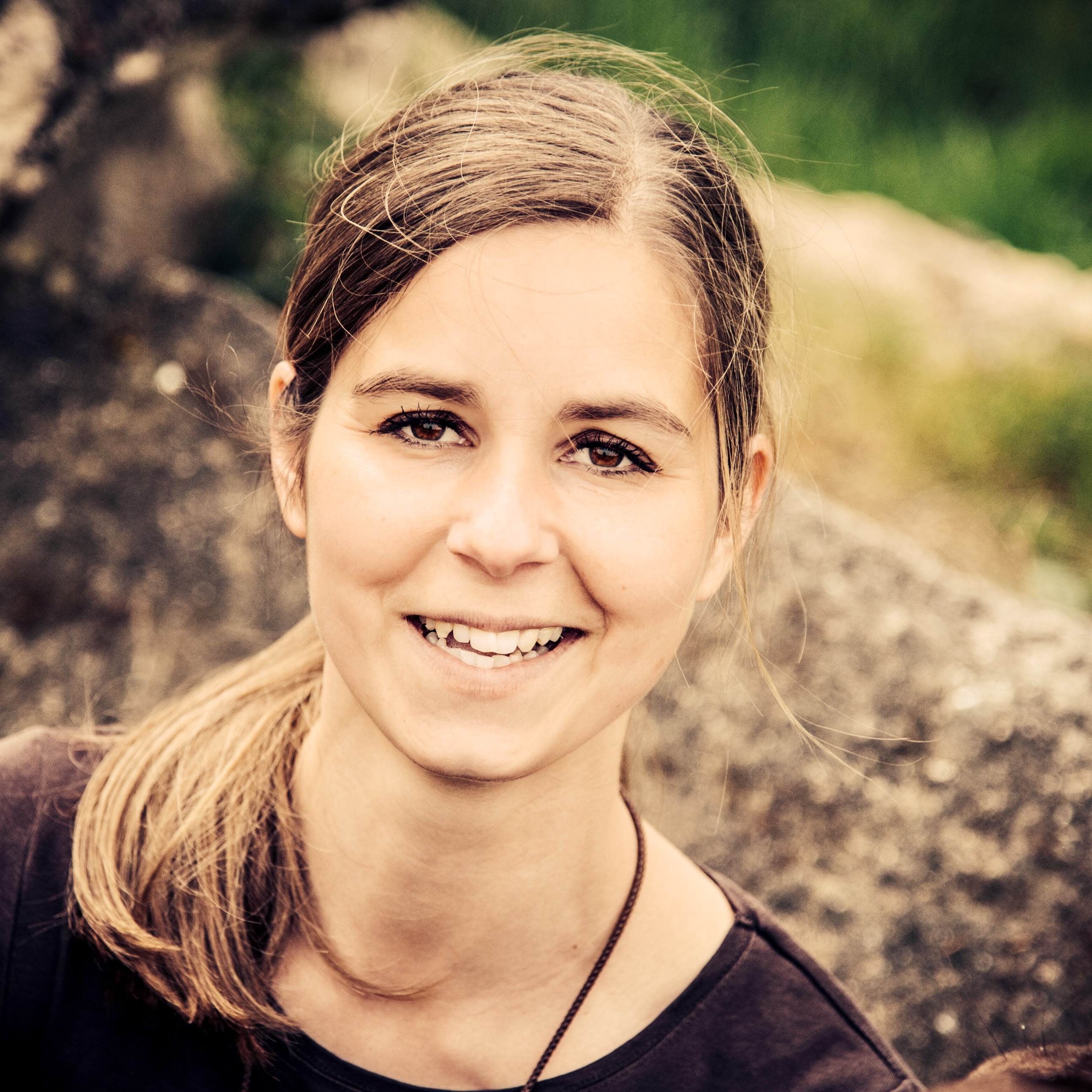 Portrait von Nina Wolber, Hundeverhaltensberaterin in Baar ZG