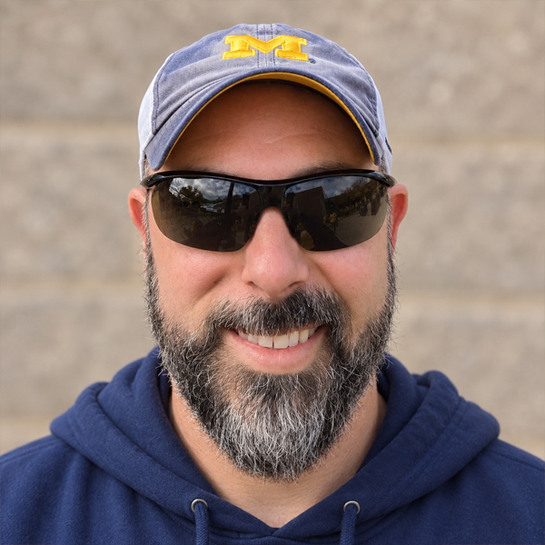 Ian Kahn