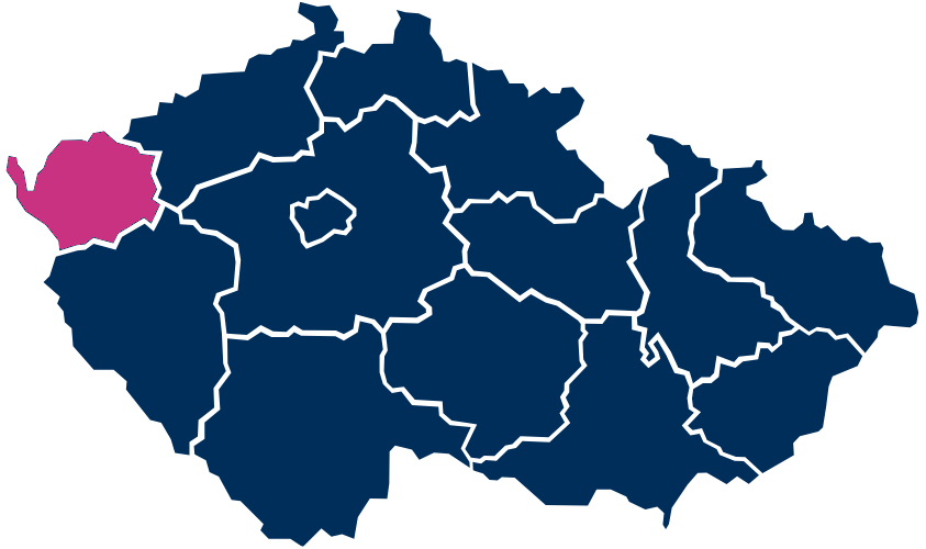 Mapa Česka s výrazně zbarveným Karlovarským krajem na západě.