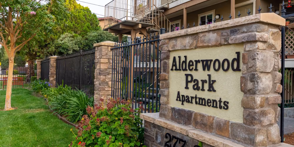 Alderwood Park signage