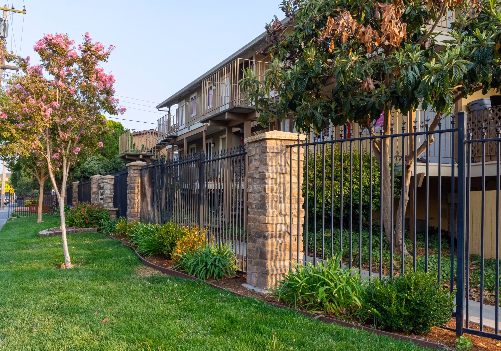 Gated fence