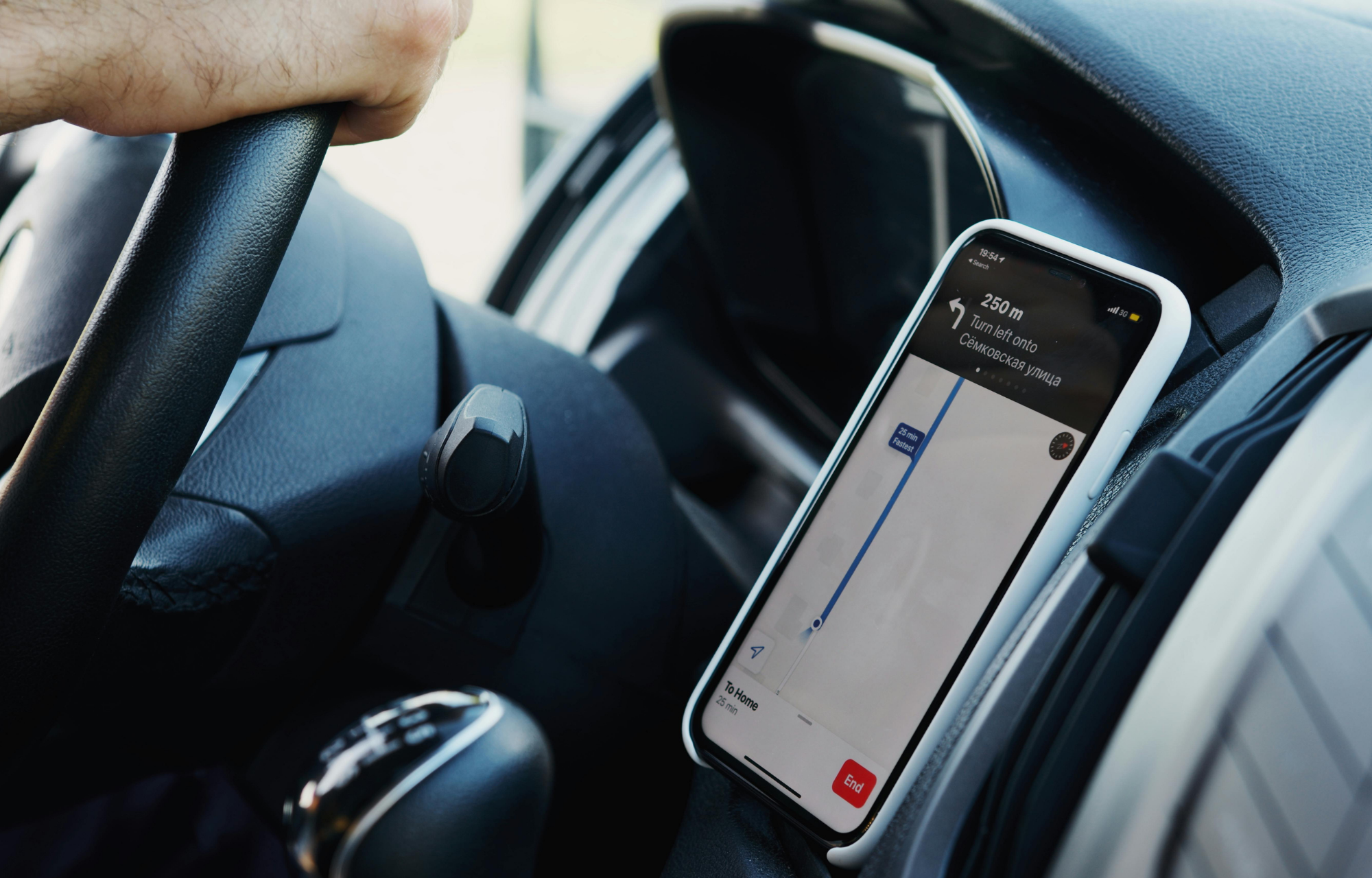 types-of-ev-roaming-peer-to-peer-hub-based-and-network-roaming-explained