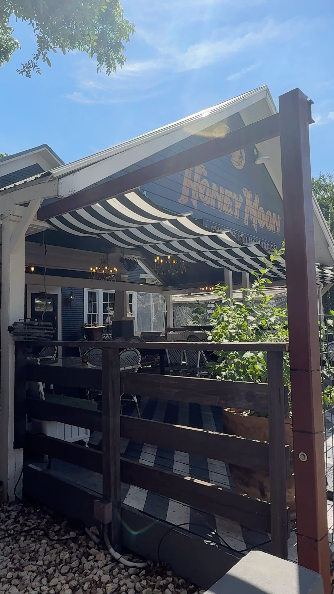 Honey Moon Spirit Lounge patio shade view