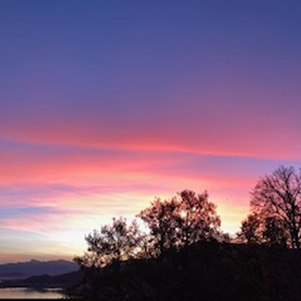 Farbiger Sonnenuntergang