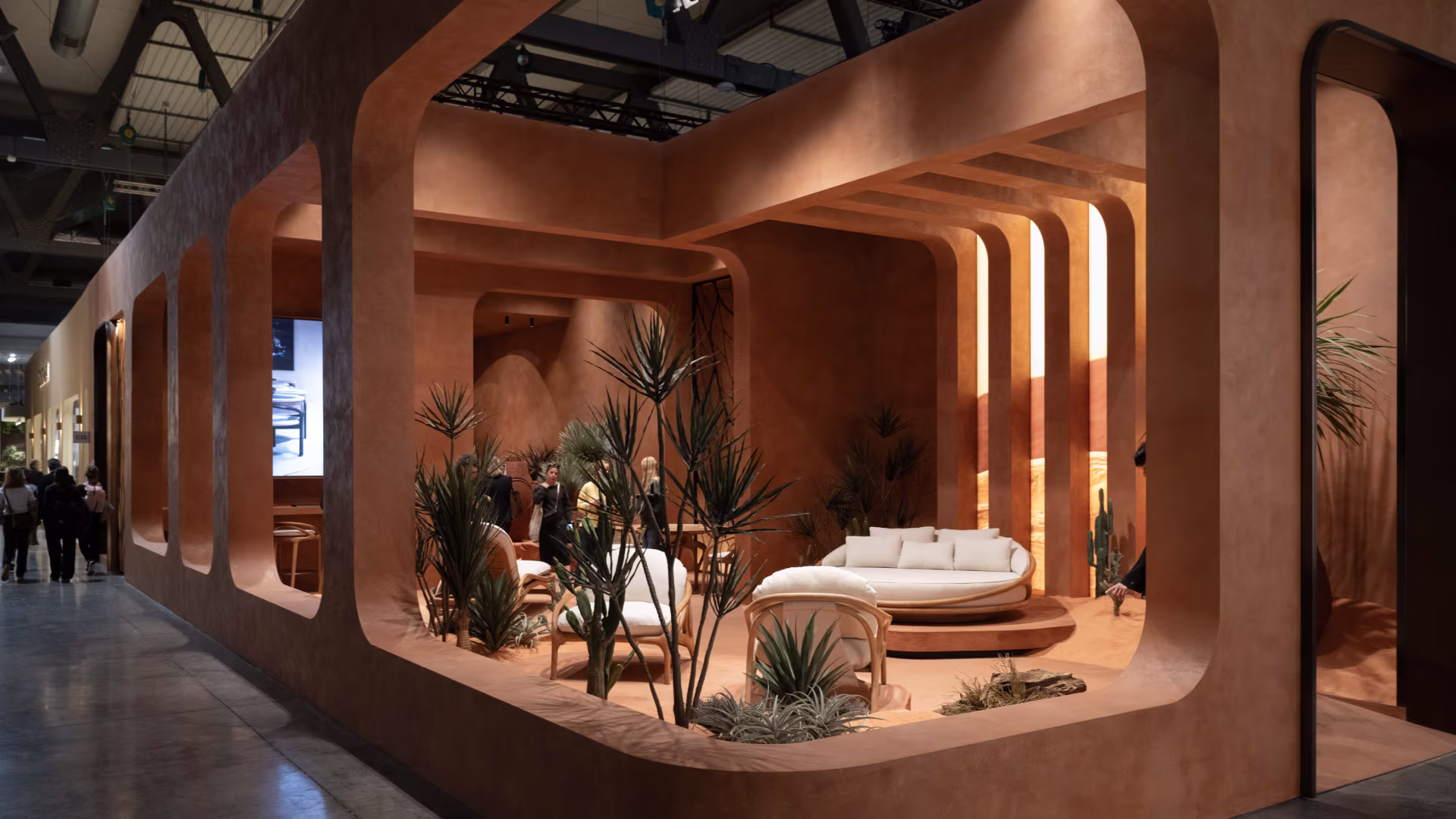 Morpho showroom pavilion at a trade fair.
