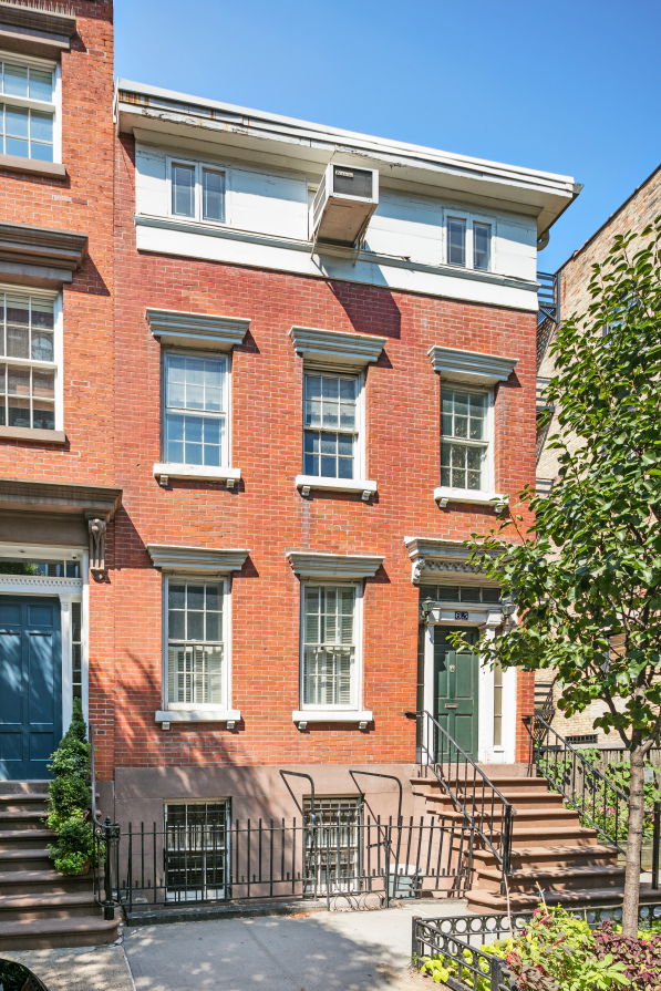 Pre-war architectural details and light