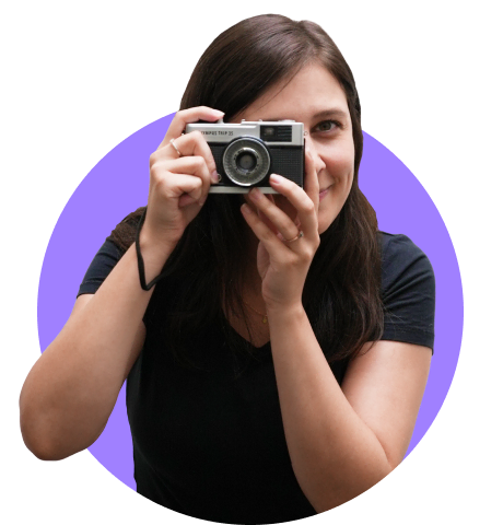 Bianca Bassi creative picture holding a camera