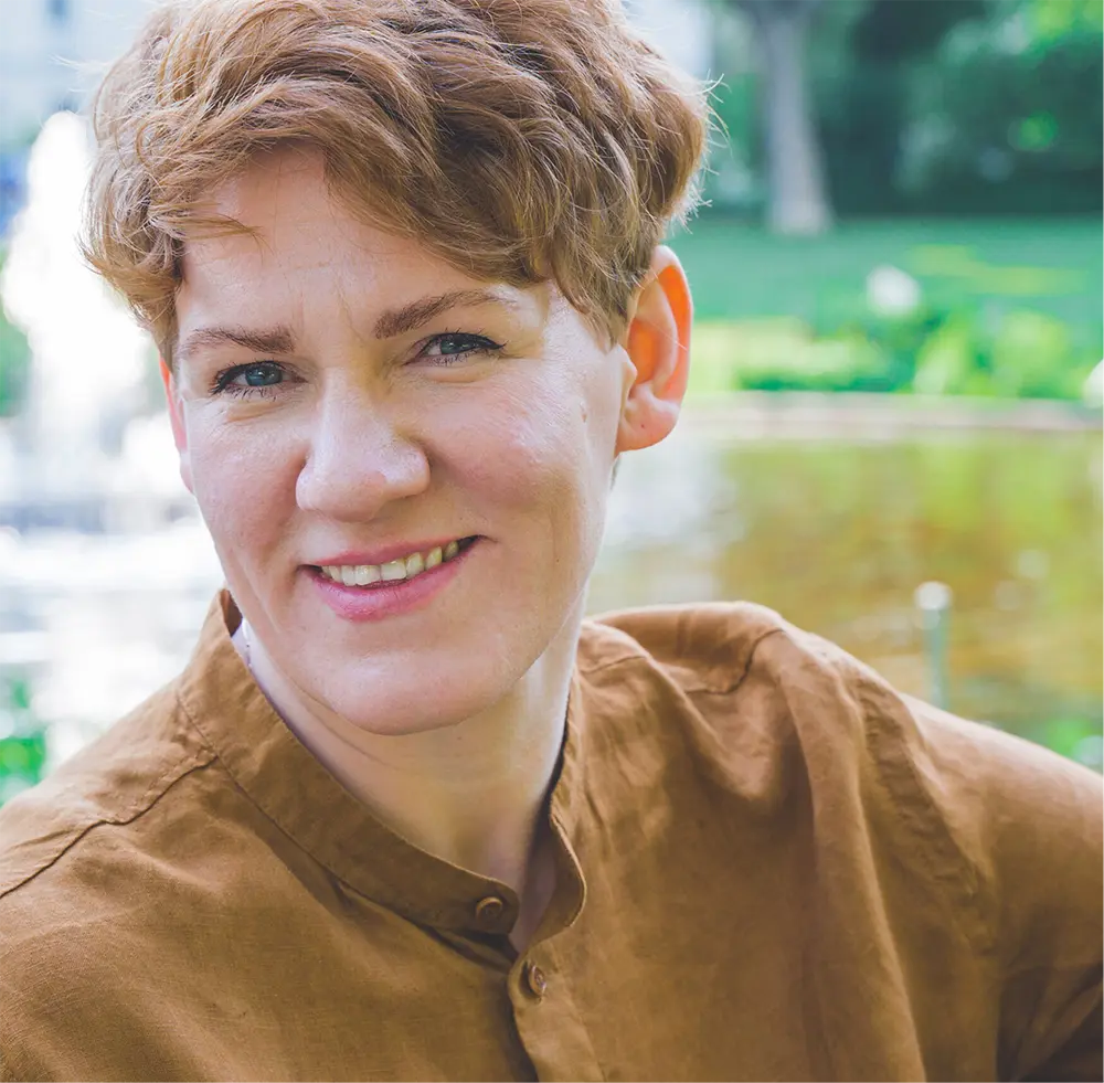 Porträt von Alessa Berkenkamp, Moderatorin und Facilitatorin