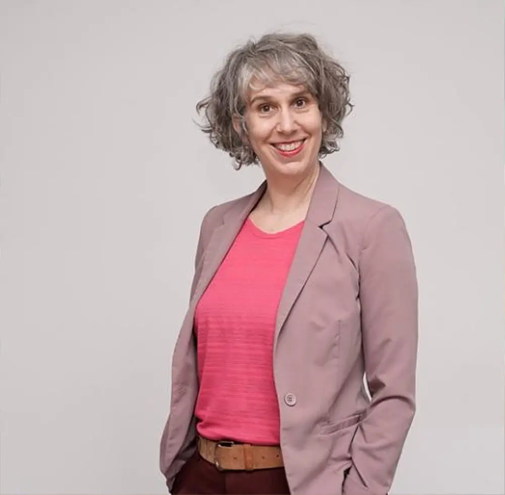 Porträt von Sanna Schondelmayer, Prozessbegleiterin und Organisationsentwicklerin