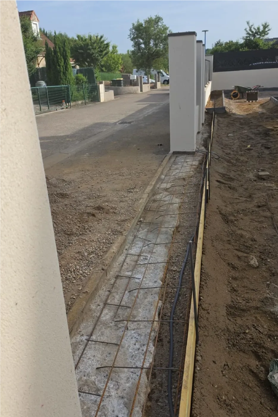 Pose de bordures béton et préparation du terrain, RK Aménagement