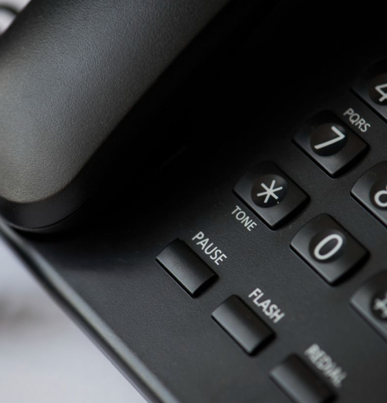 Contact Right Image