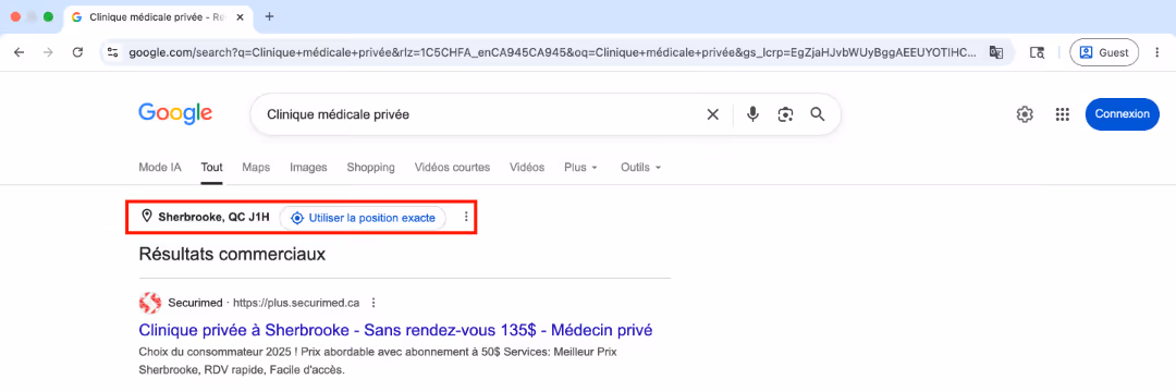 Capture d'écran de Google montrant la détection automatique de la localisation de l'utilisateur à Sherbrooke pour une recherche de clinique médicale privée.
