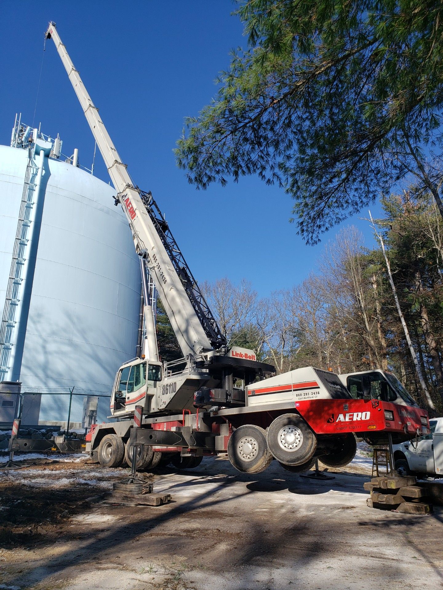 Aero Crane setting industrial water tank