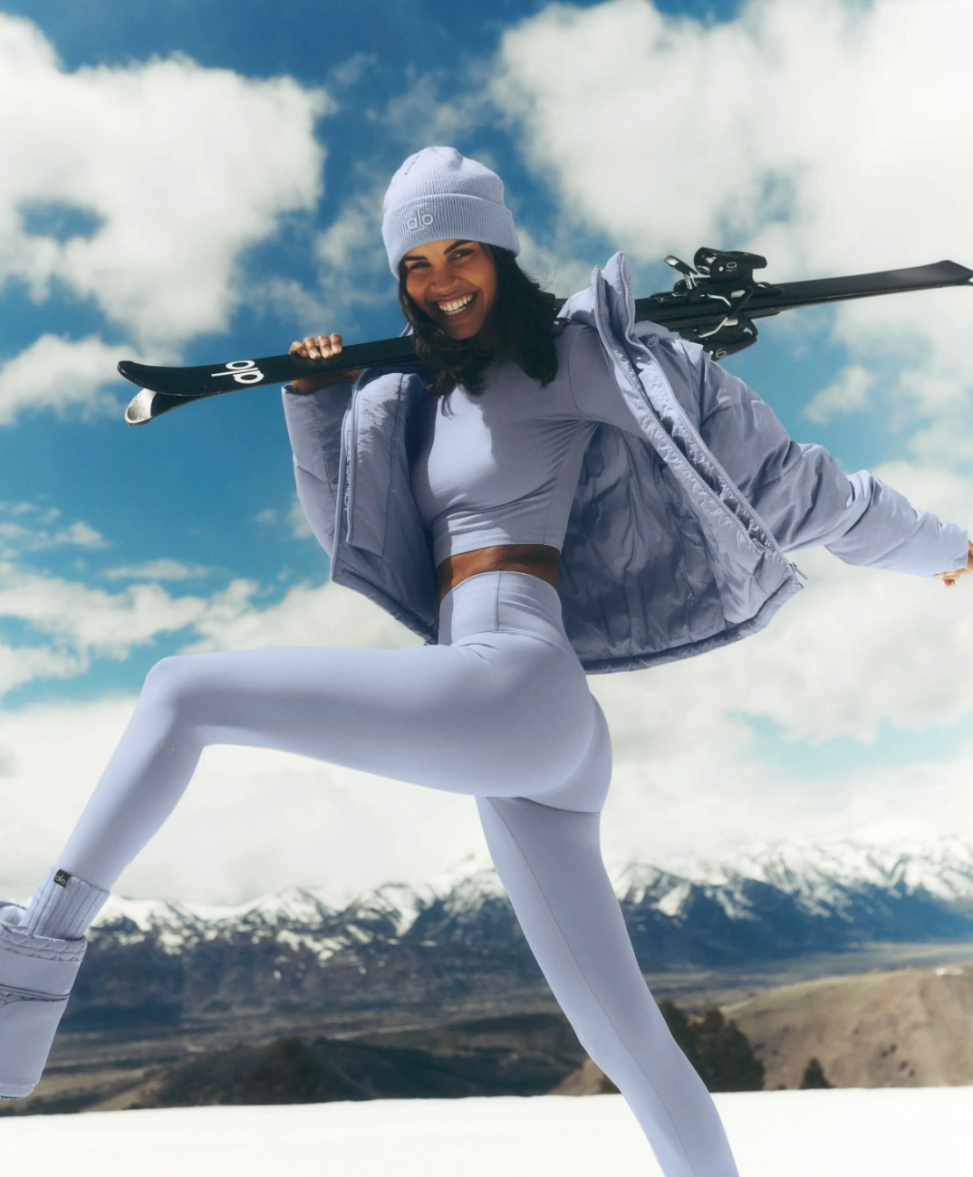 Alo Yoga image