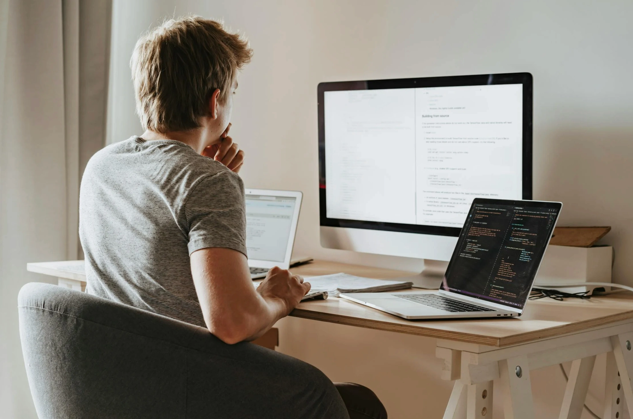Man writing an email